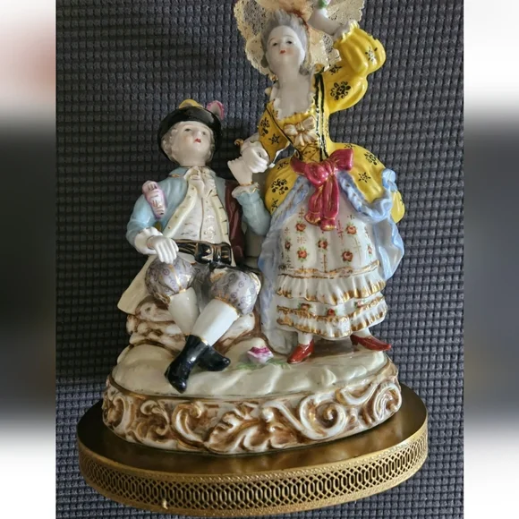 Vintage Dresden Style Romantic French Couple Figurine Large 11 x 8.1/4